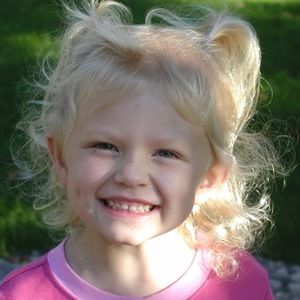 Meet your Posher, Elle